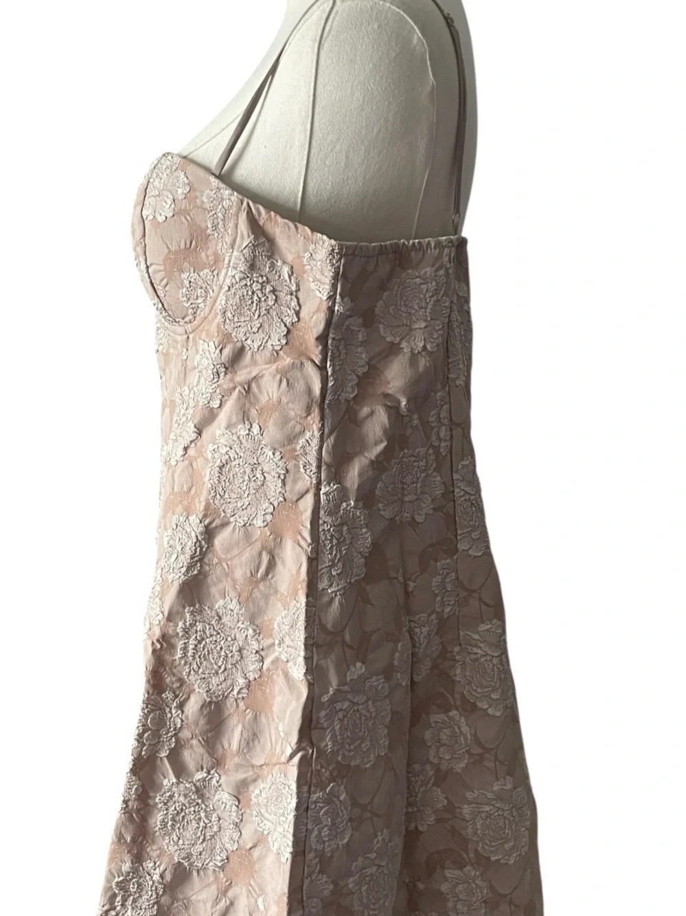 Windsor Gorgeous Charm Floral Jacquard Mini Dress | Taupe | L | NWT - Picture 6 of 12